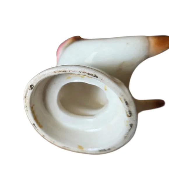 Vintage Early Americana Ceramic Pie Bird Lady Figurine 5 Inch Collectable - Picture 5 of 5